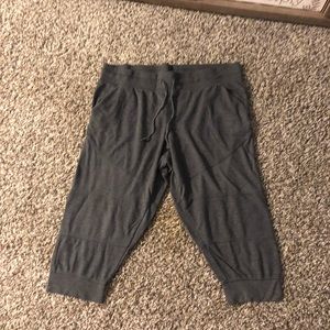 Xl Capri sweatpants